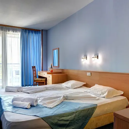 ホテル Hotel Sol E Mar サニービーチ