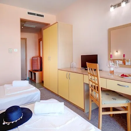 Hotel Sol E Mar ホテル サニービーチ